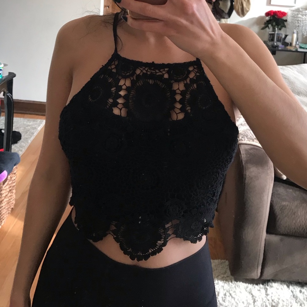 ❌SOLD❌ Crochet Crop Top